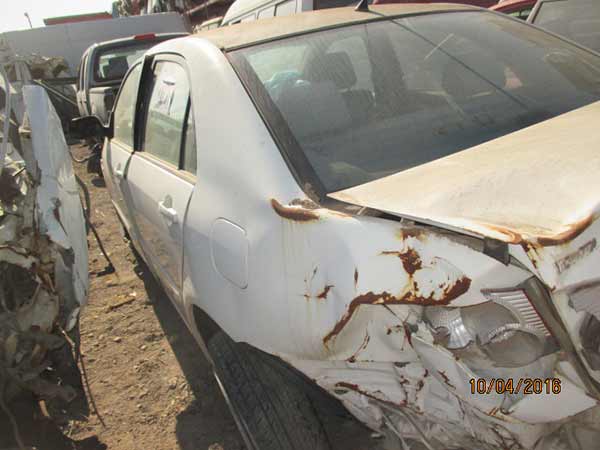  Toyota COROLLA 2013    EN DESARME