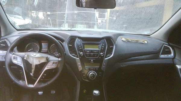  Hyundai SANTA FE 2015    EN DESARME