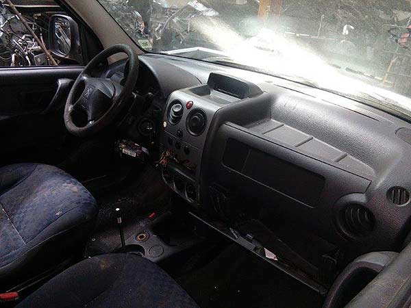  Peugeot PARTNER 2011    EN DESARME