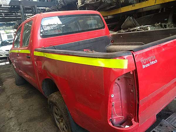  Toyota HILUX 2013    EN DESARME