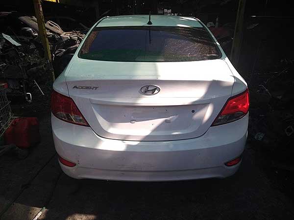  Hyundai ACCENT 2015    EN DESARME