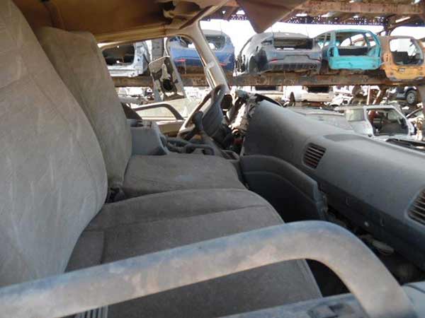 VIDRIO Dongfeng DF1722 2012  USADO  EN DESARME