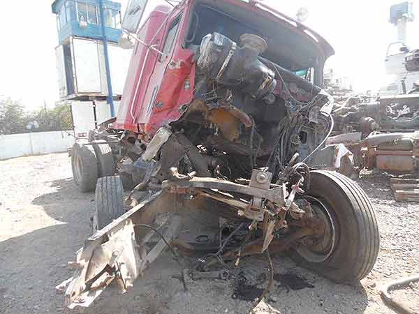  Mack CH612 1998    EN DESARME