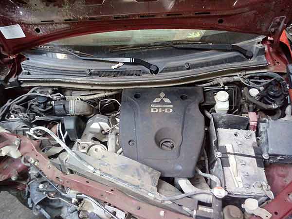  Mitsubishi L200 2016    EN DESARME