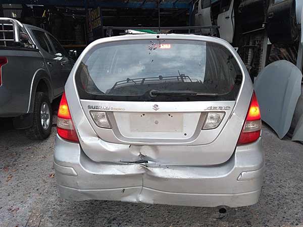  Suzuki AERIO 2004    EN DESARME