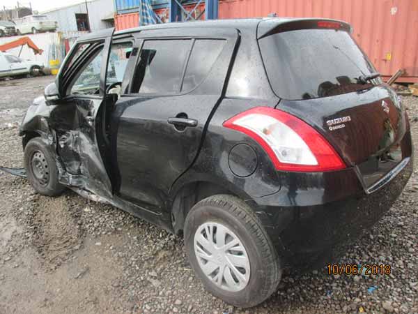  Suzuki SWIFT 2015    EN DESARME