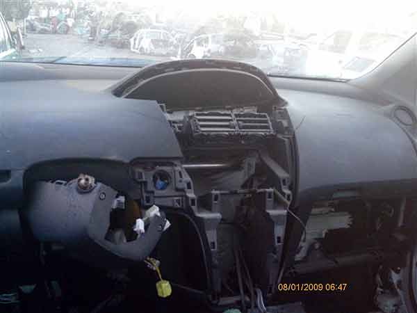  Toyota YARIS 2010    EN DESARME
