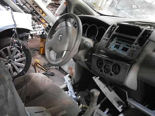  Nissan TIIDA 2008    EN DESARME