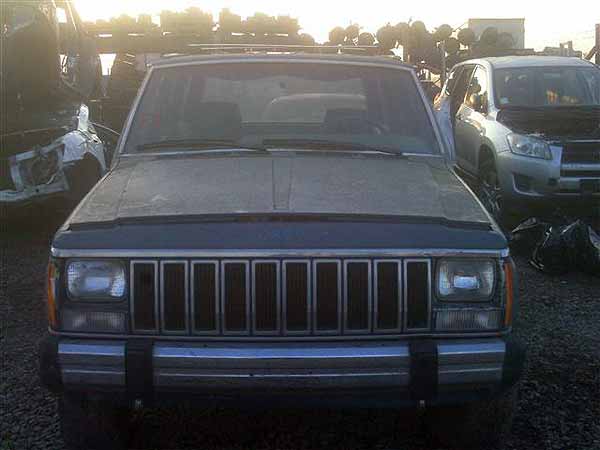  Jeep CHEROKEE 1986    EN DESARME