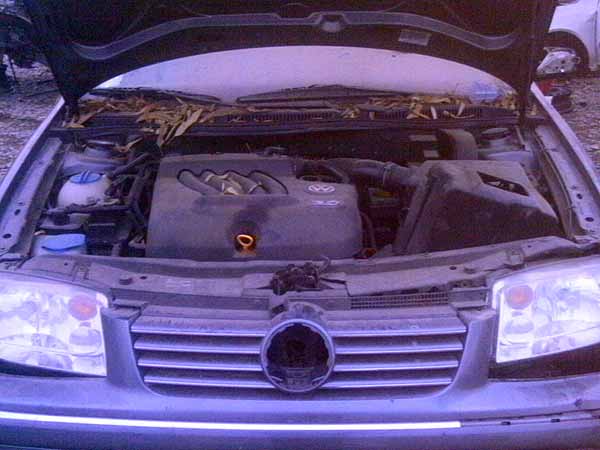  Volkswagen BORA 2005    EN DESARME