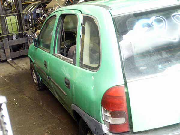  Chevrolet CORSA 1998    EN DESARME