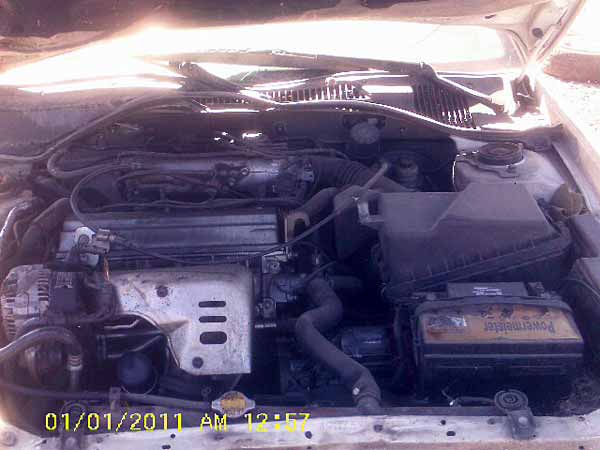  Toyota AVENSIS 2001    EN DESARME