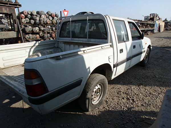  Chevrolet LUV 2001    EN DESARME