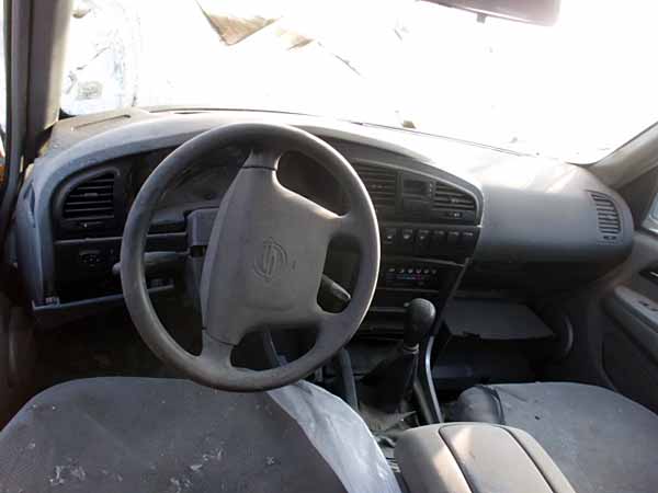  Ssangyong MUSSO 2005    EN DESARME