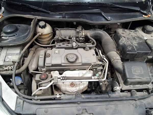  Peugeot 206 2003    EN DESARME