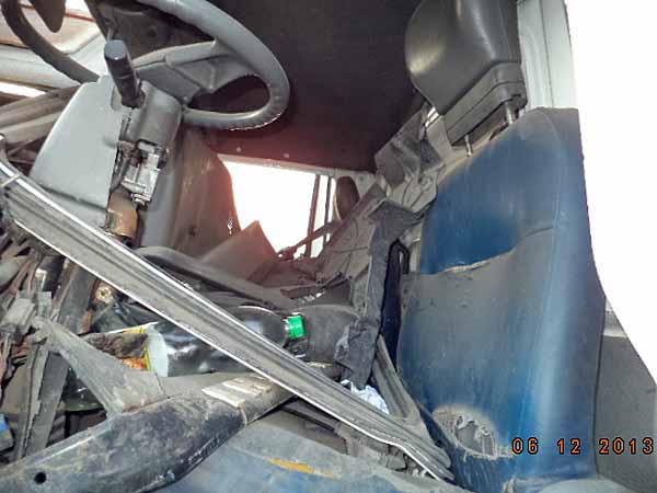  Mitsubishi CANTER 2001    EN DESARME
