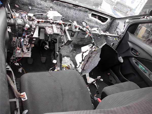  Toyota YARIS 2006    EN DESARME