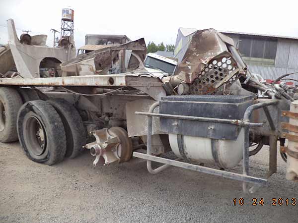  Mack DM-690S 1997    EN DESARME