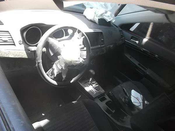  Mitsubishi LANCER 2013    EN DESARME