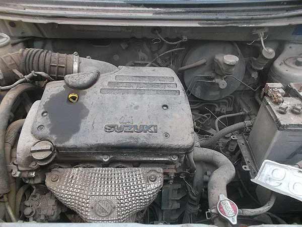  Suzuki AERIO 2006    EN DESARME