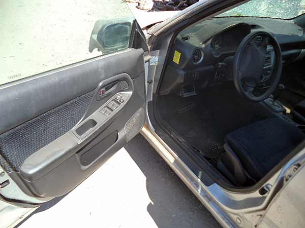  Subaru IMPREZA 2004    EN DESARME