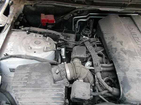  Suzuki GRAND NOMADE 2013    EN DESARME