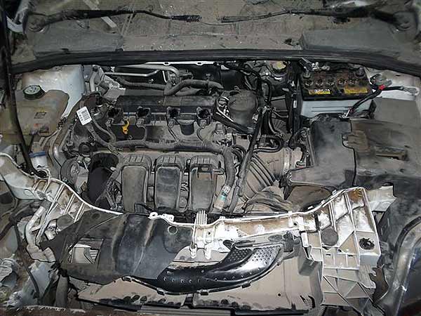  Ford FOCUS 2012    EN DESARME