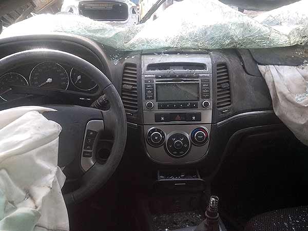  Hyundai SANTA FE 2011    EN DESARME