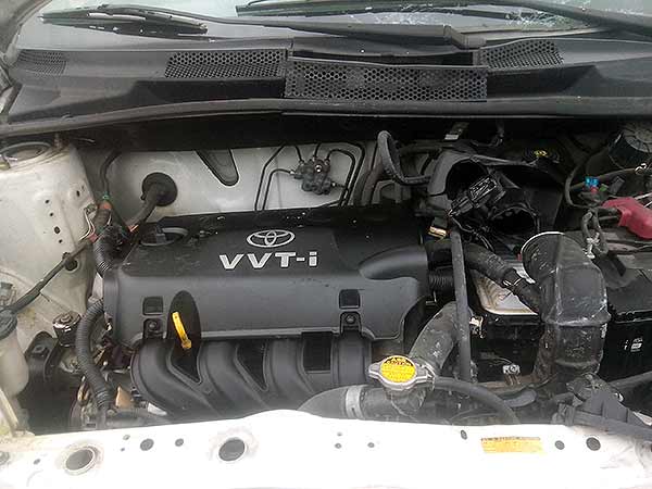  Toyota YARIS 2004    EN DESARME