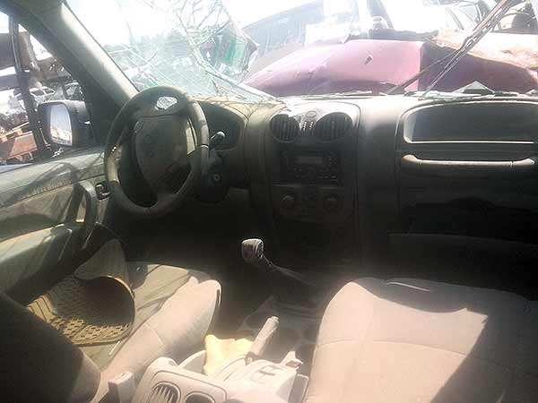  Mahindra PICK UP 2012    EN DESARME
