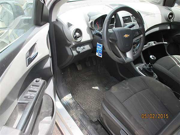  Chevrolet SONIC 2013    EN DESARME