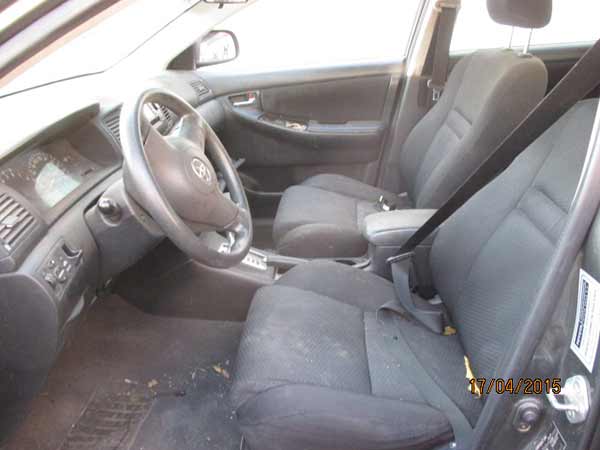  Toyota COROLLA 2006    EN DESARME