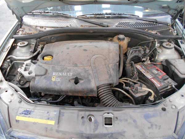  Renault CLIO 2005    EN DESARME