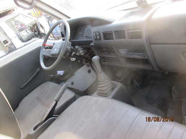  Mitsubishi L300 2006    EN DESARME