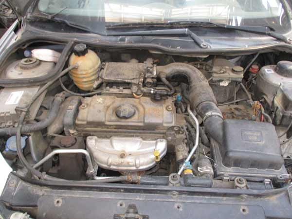  Peugeot 206 2000    EN DESARME