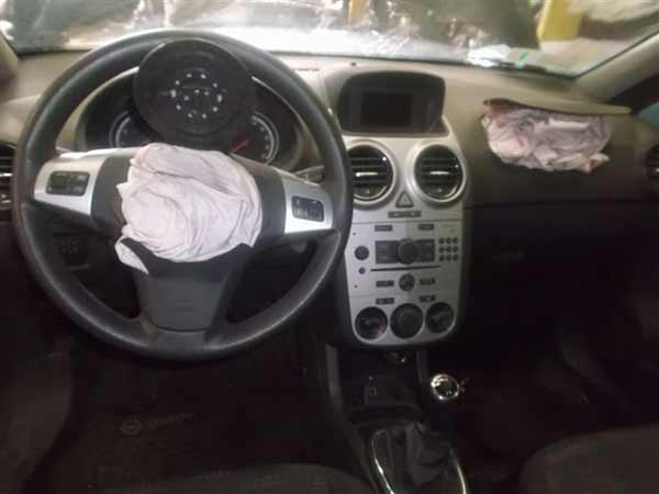  Opel CORSA 2013    EN DESARME