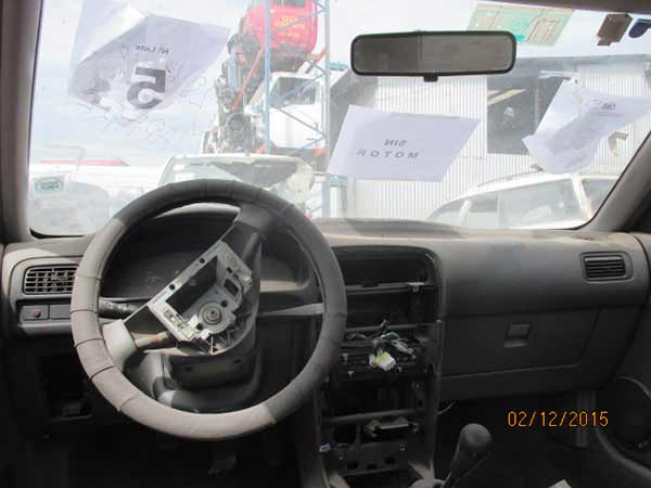  Nissan V16 1999    EN DESARME