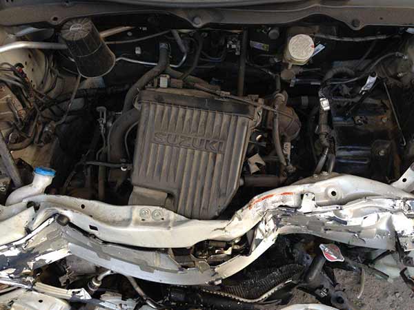  Suzuki SWIFT 2014    EN DESARME
