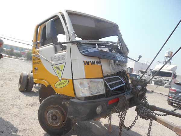  Dongfeng DF612 2012    EN DESARME