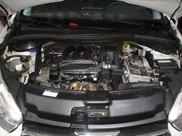 CAJA DE CAMBIOS Peugeot 208 2014  USADA  EN DESARME