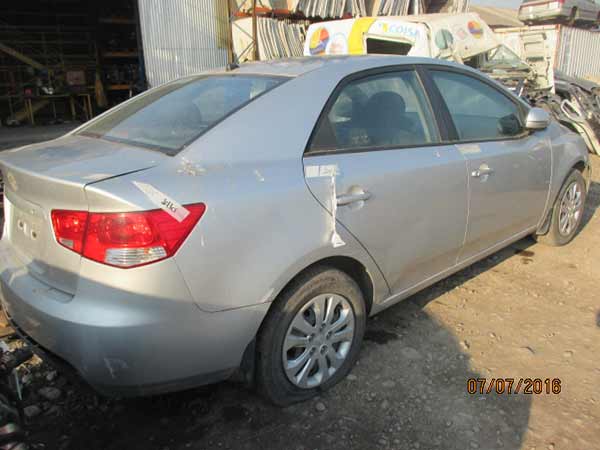  Kia CERATO 2011    EN DESARME
