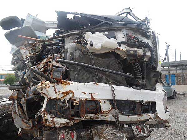  Dongfeng DF2038 2015    EN DESARME