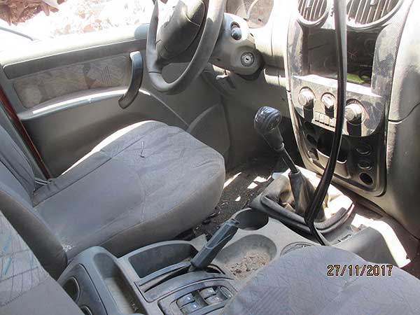  Mahindra PICK UP 2013    EN DESARME