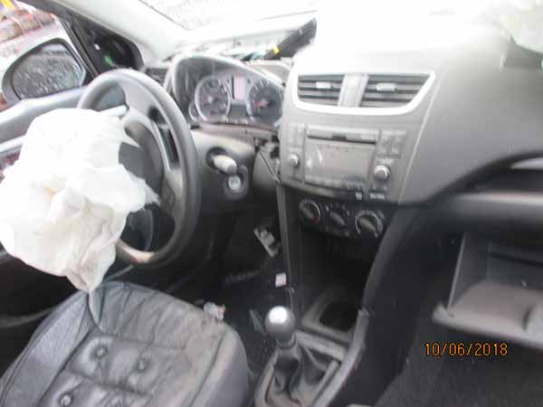  Suzuki SWIFT 2015    EN DESARME