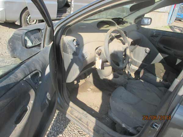  Toyota YARIS 2005    EN DESARME