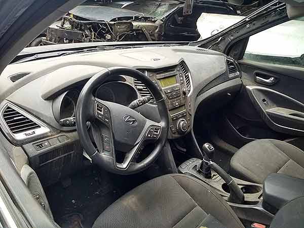  Hyundai SANTA FE 2014    EN DESARME