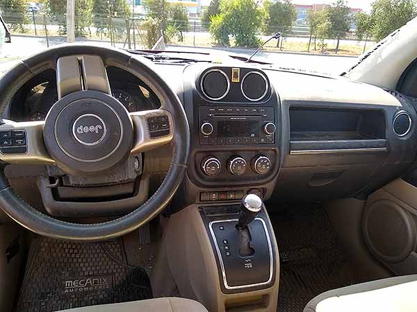  Jeep COMPASS 2012    EN DESARME