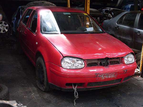  Volkswagen GOLF 2005    EN DESARME