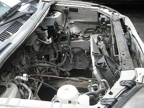  Kia CARENS 2005    EN DESARME