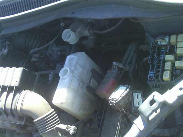  Suzuki SWIFT 2006    EN DESARME